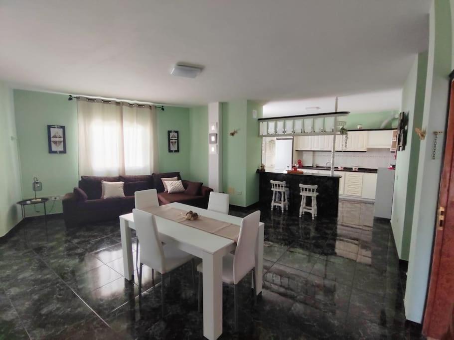 Cheyma Home 3º: Amplio Apartamento En Alcala Εξωτερικό φωτογραφία